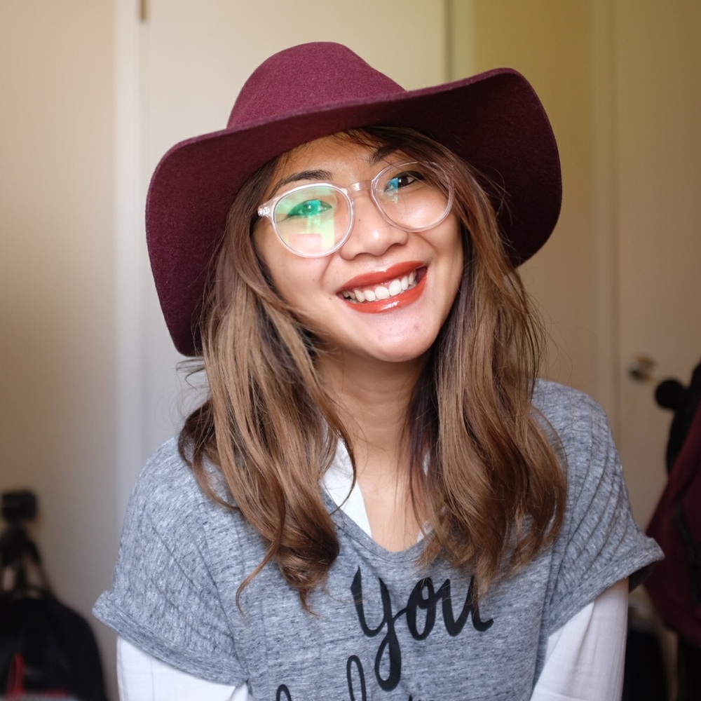 Meet Your Posher, Denielle!